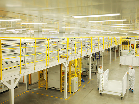 政策保障光伏消納，國內外共振趨勢明顯