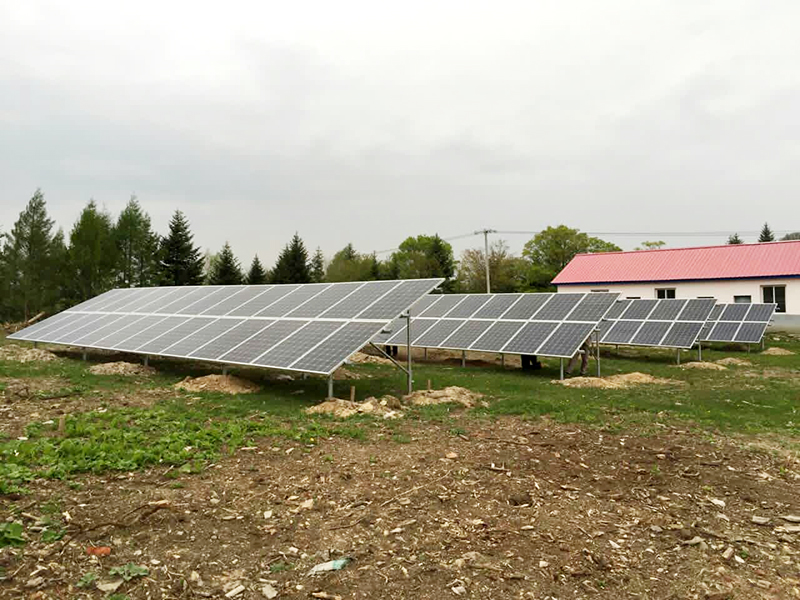 吉林省臨江市ソーラーエナジー貧困救助—鬧枝鎮中學50KW