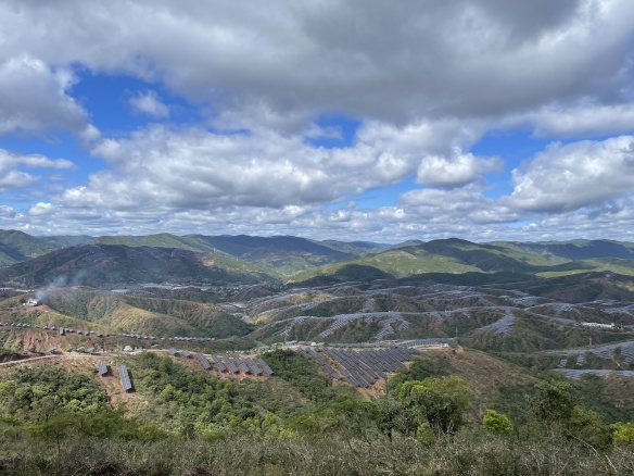 全球足跡 | 陽光能源圓滿完成云南大莊鎮250MW光伏項目供貨任務